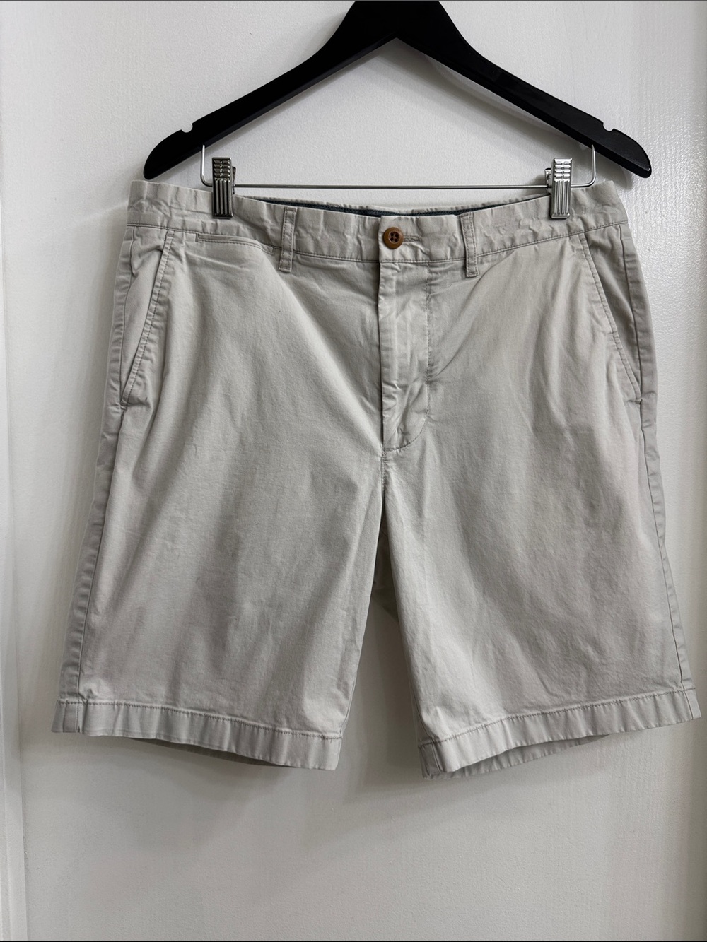 Men's Classic Light Beige Chino Shorts